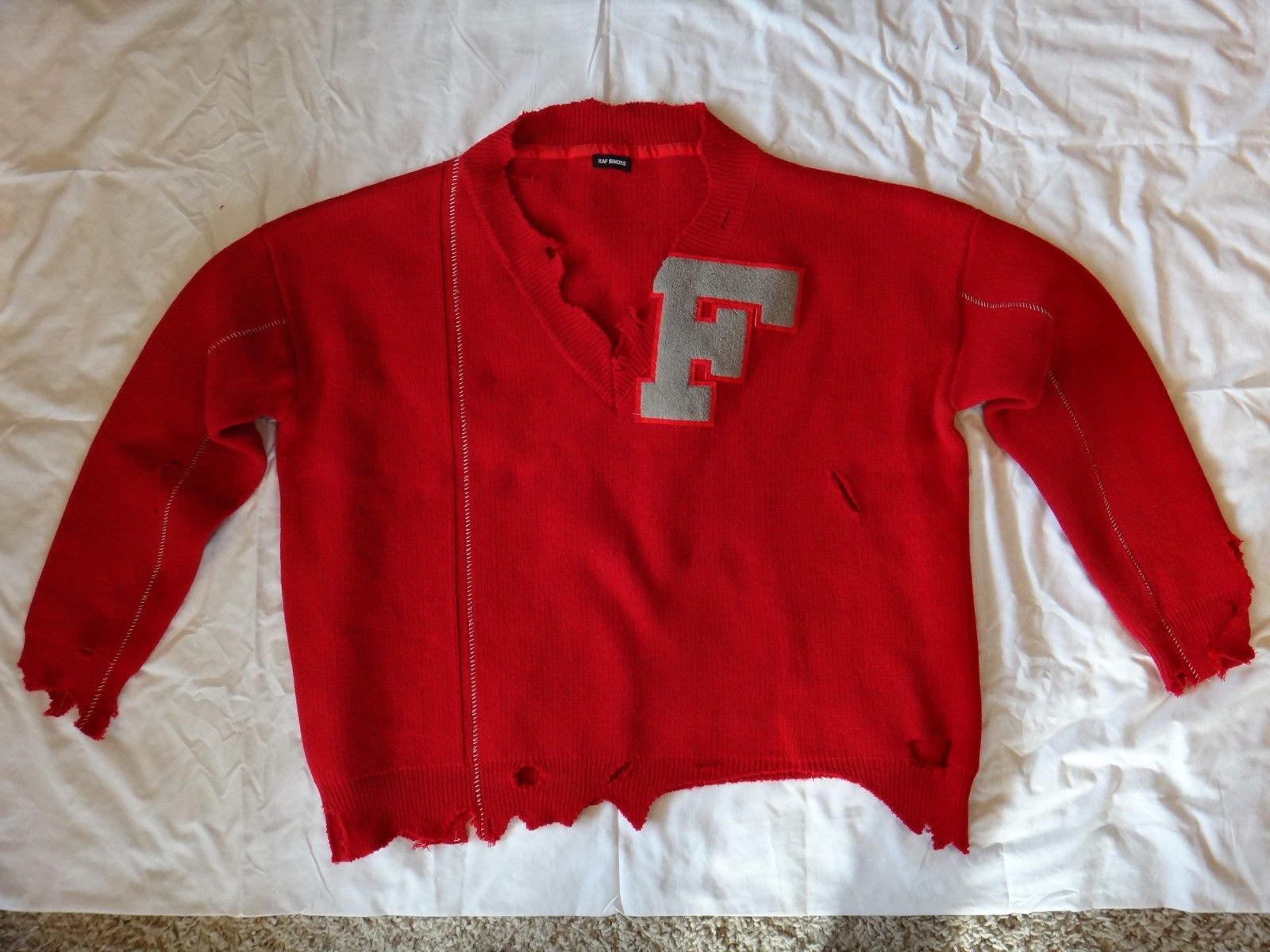 Raf Simons : ventes aux enchères exceptionnelles ! 